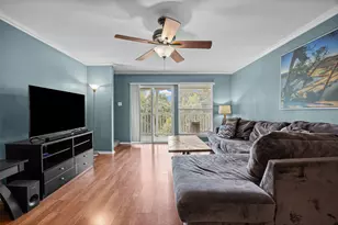 1818 S Lakeshore Blvd, Austin, TX 78741 - Photo 1