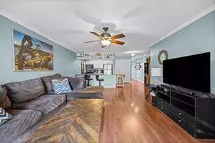 1818 S Lakeshore Blvd, Austin, TX 78741 - Photo 13