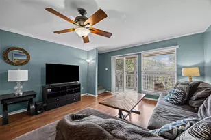 1818 S Lakeshore Blvd, Austin, TX 78741 - Photo 15