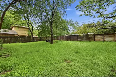 2702 Sherwood Lane, Austin, TX 78704 - Photo 3