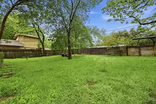 2702 Sherwood Ln, Austin, TX 78704 - Photo 3