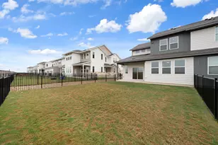 2568 Jack Nora Wy, Round Rock, TX 78665 - Photo 17