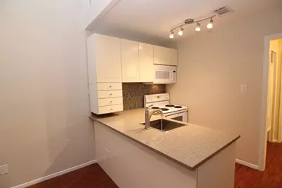 2815 Rio Grande Street #211, Austin, TX 78705 - Photo 9