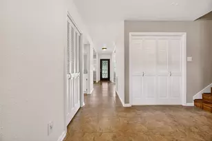 11121 Pinehurst Dr, Austin, TX 78747 - Photo 23