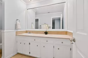 11121 Pinehurst Dr, Austin, TX 78747 - Photo 35