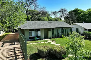 1302 Berkshire Dr, Austin, TX 78723 - Photo 3