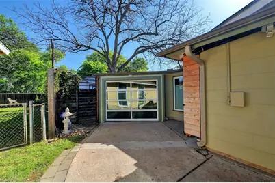 1302 Berkshire Drive, Austin, TX 78723 - Photo 35