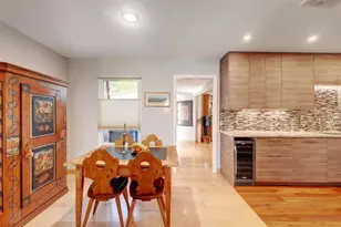 1302 Berkshire Dr, Austin, TX 78723 - Photo 9