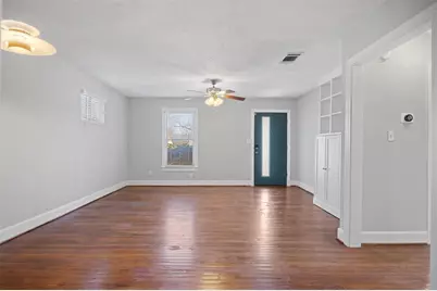 9504 N Creek Drive, Austin, TX 78753 - Photo 11