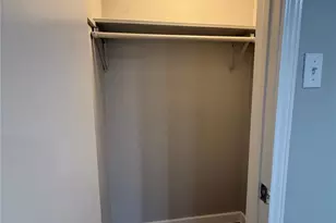 106 E 38th St, Austin, TX 78705 - Photo 9