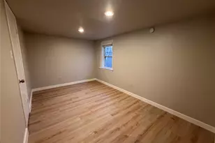 106 E 38th St, Austin, TX 78705 - Photo 9