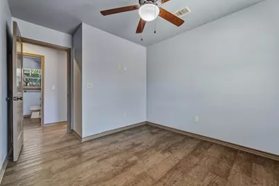 1812 Forestglade Drive, Austin, TX 78745 - Photo 21