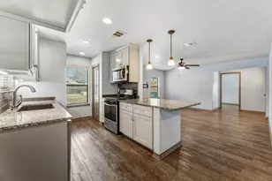 1812 Forestglade Dr, Austin, TX 78745 - Photo 21