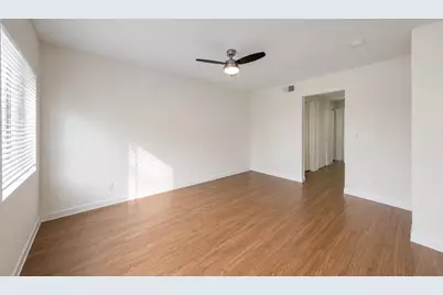 2207 Leon Street #202, Austin, TX 78705 - Photo 3