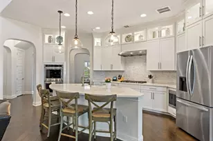 215 Lodestone Ln, Austin, TX 78738 - Photo 5