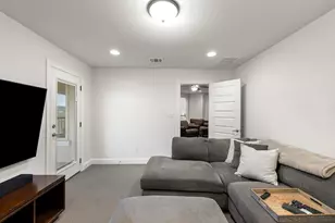 215 Lodestone Ln, Austin, TX 78738 - Photo 27