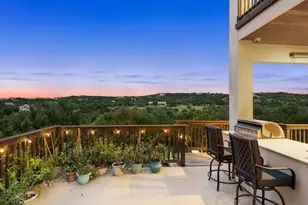215 Lodestone Ln, Austin, TX 78738 - Photo 11