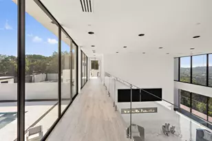 1501 Ridgecrest Dr, Austin, TX 78746 - Photo 19