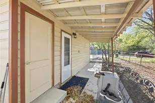 213 Ebony St, San Marcos, TX 78666 - Photo 27