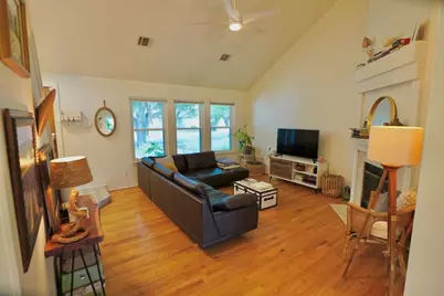 2106 Bluebonnet Drive, Round Rock, TX 78664 - Photo 11