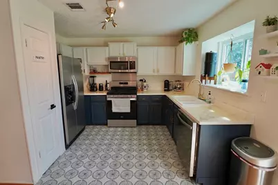 2106 Bluebonnet Drive, Round Rock, TX 78664 - Photo 17