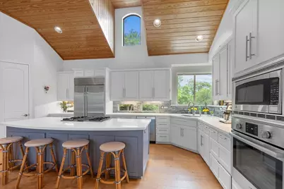 2206 W 11th Street, Austin, TX 78703 - Photo 7