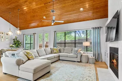 2206 W 11th Street, Austin, TX 78703 - Photo 9