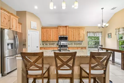 141 Upola Court, Bastrop, TX 78602 - Photo 11