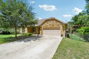 141 Upola Ct, Bastrop, TX 78602 - Photo 3