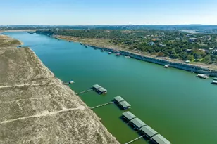 20980 Waterside Dr, Lago Vista, TX 78645 - Photo 23