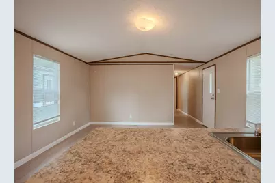 119 Royal Street, Taylor, TX 76574 - Photo 5