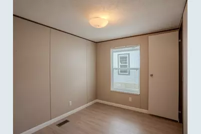 119 Royal Street, Taylor, TX 76574 - Photo 3