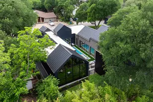 1910 Crooked Ln, Austin, TX 78741 - Photo 37