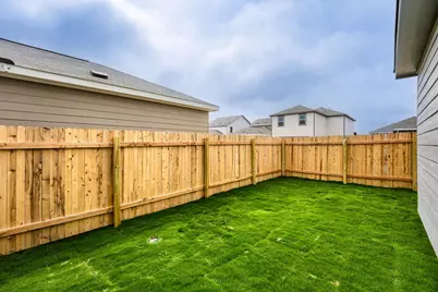 124 Mullen Way, Taylor, TX 76574 - Photo 3