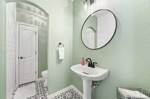 540 Manchester Ln, Austin, TX 78737 - Photo 5