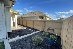 108 Lasino Dr, Georgetown, TX 78626 - Photo 31