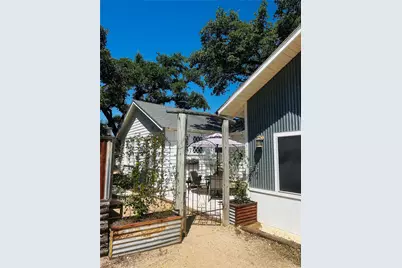 602 Old Fitzhugh Road #B, Dripping Springs, TX 78620 - Photo 3