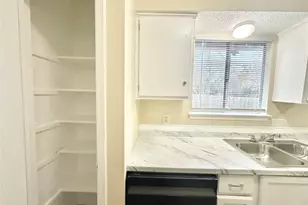 7221 Ellington Cir, Austin, TX 78724 - Photo 9