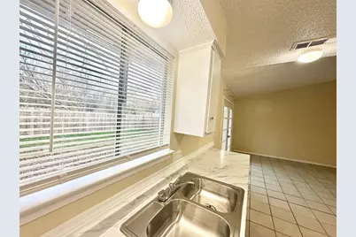 7221 Ellington Circle, Austin, TX 78724 - Photo 11