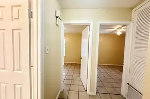 7221 Ellington Cir, Austin, TX 78724 - Photo 35