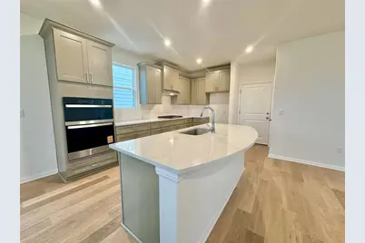 380 Young Street, Buda, TX 78610 - Photo 5