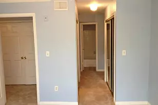 501 W 26th St, Austin, TX 78705 - Photo 5