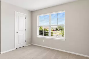 204 Bright Star Ln, Georgetown, TX 78628 - Photo 5