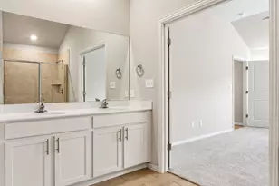 204 Bright Star Ln, Georgetown, TX 78628 - Photo 19
