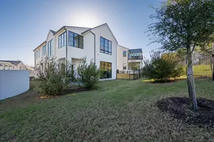 6901 Adeline Wy, Austin, TX 78746 - Photo 25