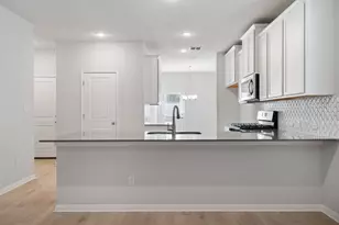 749 Treadwell Ln, Kyle, TX 78640 - Photo 3