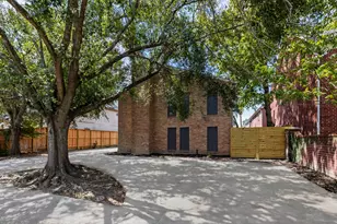 2226 Nantucket Dr, Houston, TX 77057 - Photo 11