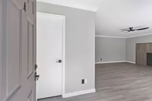 2226 Nantucket Dr, Houston, TX 77057 - Photo 19
