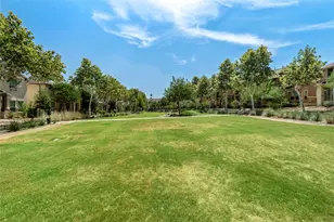1709 Lawrence St, Austin, TX 78741 - Photo 3