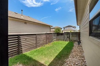 1709 Lawrence Street #5, Austin, TX 78741 - Photo 35